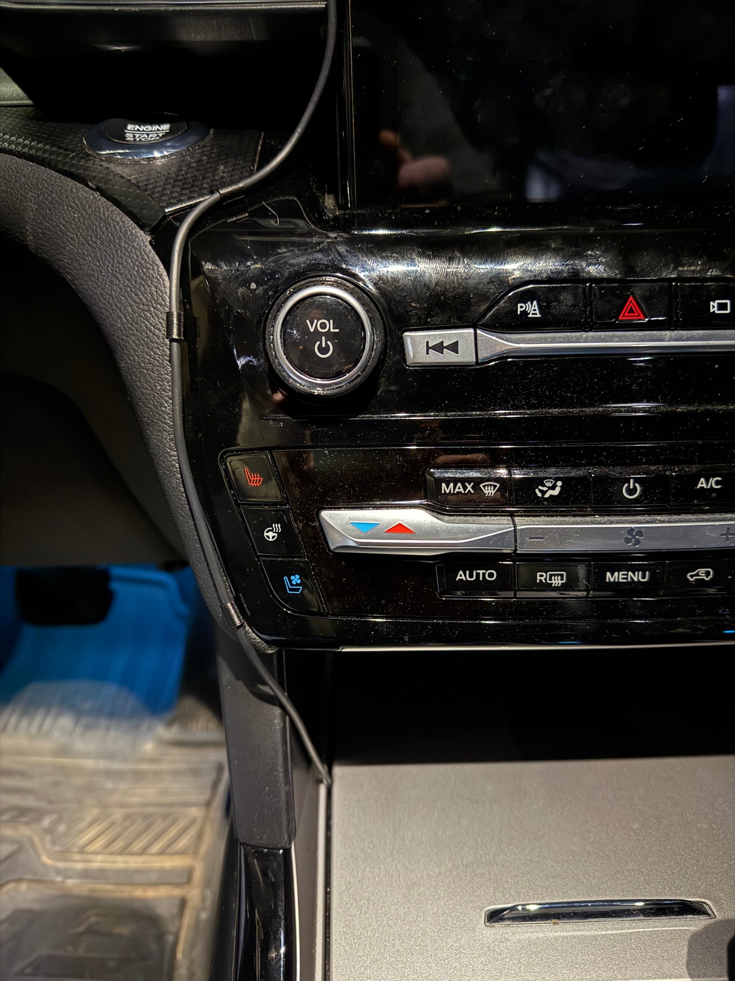 Wireless car charger mount with 17mm ball showing routing for left side